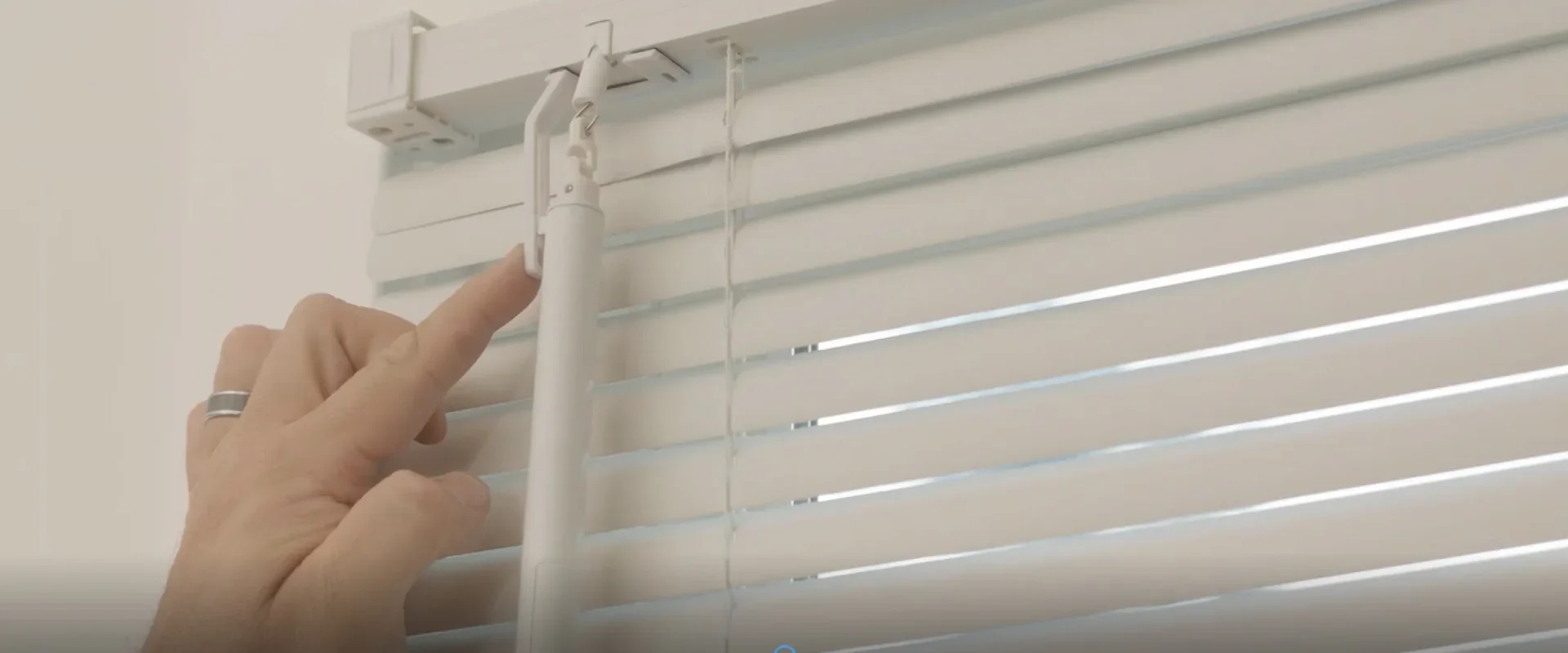 Blinds banner background